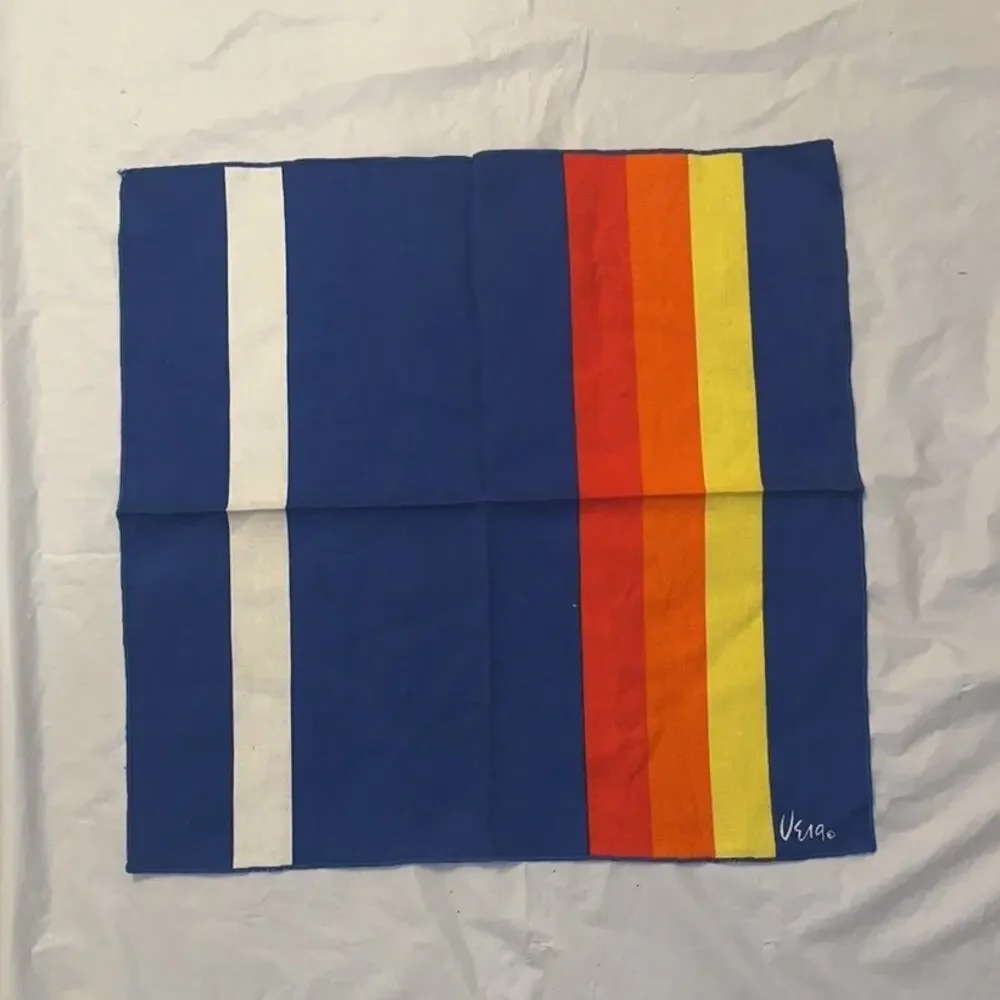 Vintage VERA Neumann set of 2 Napkin 16
